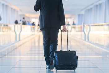 Business Travel Recovery BTI Outlook Airport Traveler