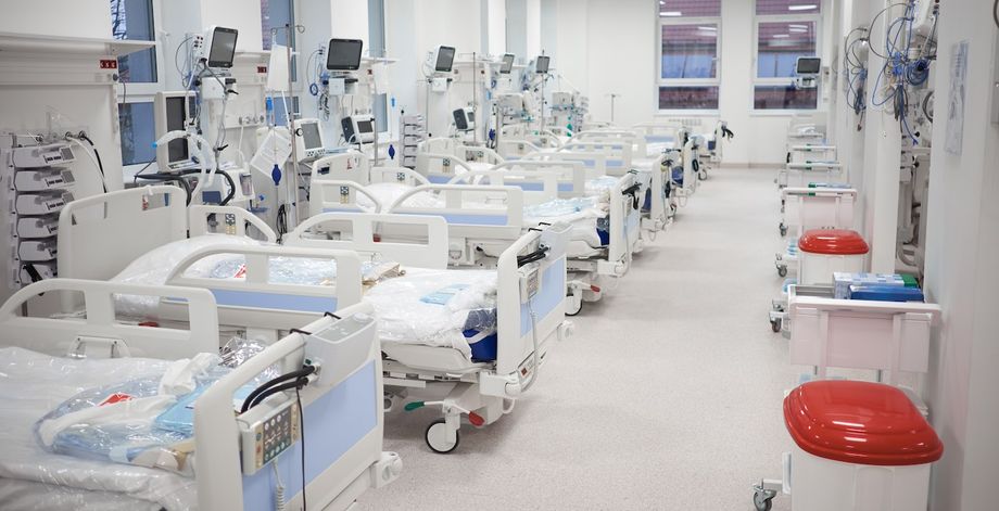 Hospital Intensive Care Emergency Room