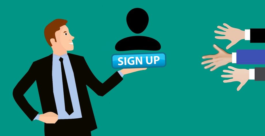 Attendees are more likely to download branded than generic event apps, a new Bizzabo study finds.