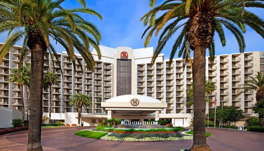 The Sheraton San Diego Hotel & Marina has a Sustainability Council, which meets quarterly.