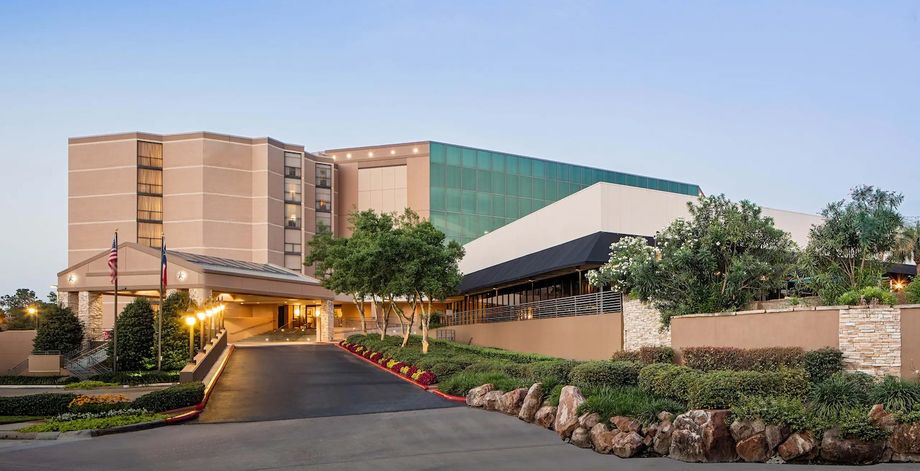 The Sonesta Hotel Houston IAH Airport