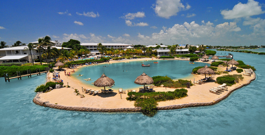 Hawks_Cay_1366x700