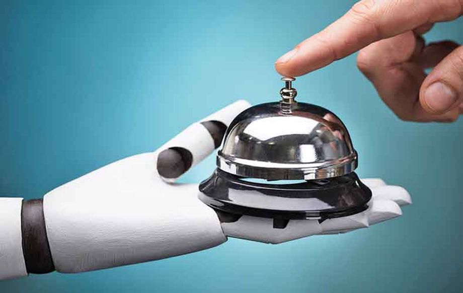 hospitality-industry-robot