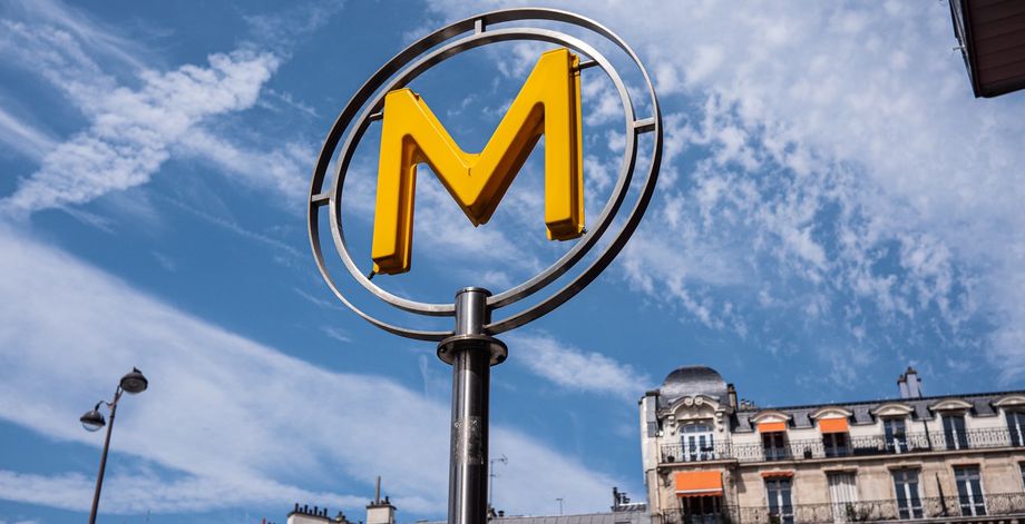 Paris Metro Sign