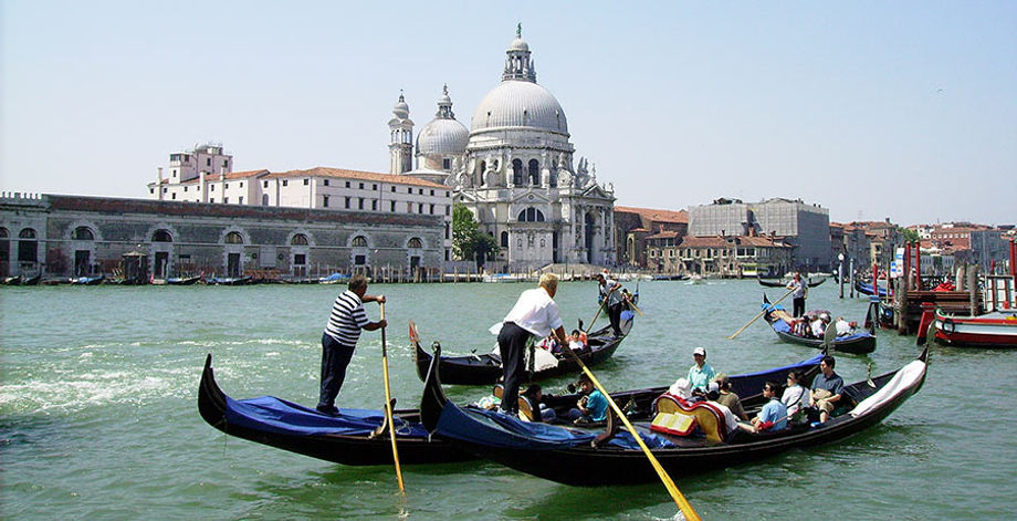 Venice gondoliers by the Basilica Santa Maria Della Salute