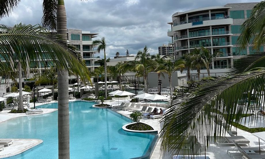 st-regis-longboat