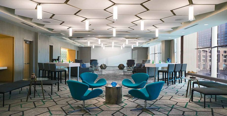 2.Marriott Marquis Chicago chairs