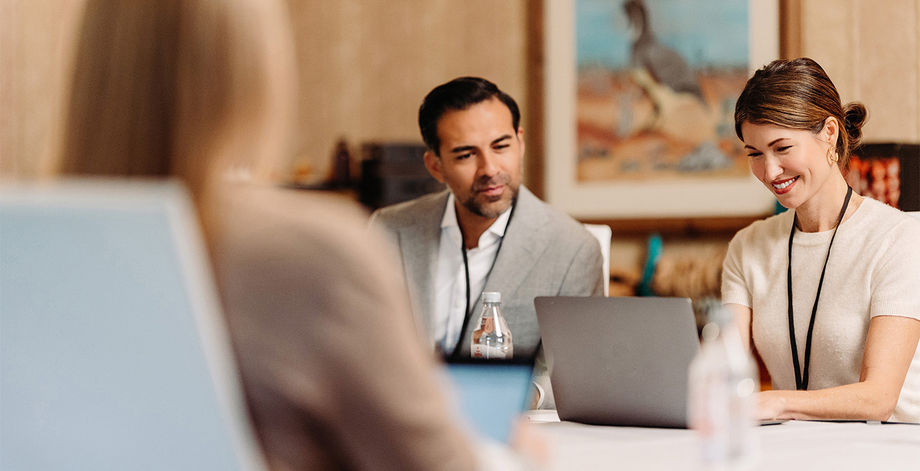 Marriott-Convention-Resort-Network-teamwork_1366x700 Marriott-Convention-Resort-Network-teamwork_1366x700