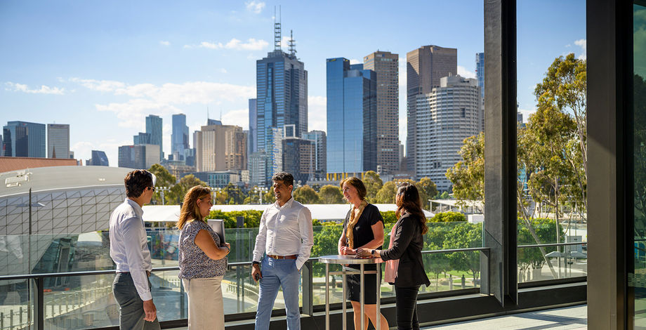 Melbourne_Centrepiece_1366x700 2