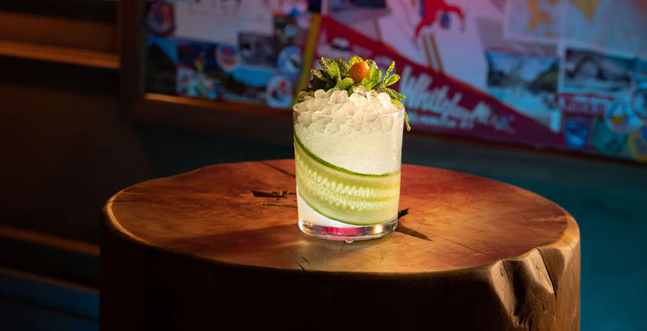 Spiegelworld ski lodge drink Spiegelworld ski lodge drink