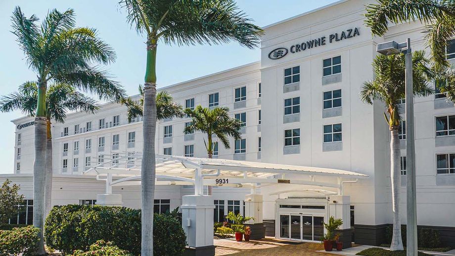 Discover Crowne Plaza for meetings
