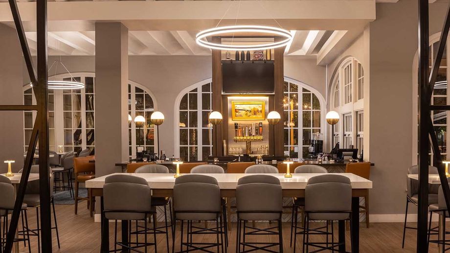 Discover Crowne Plaza for meetings