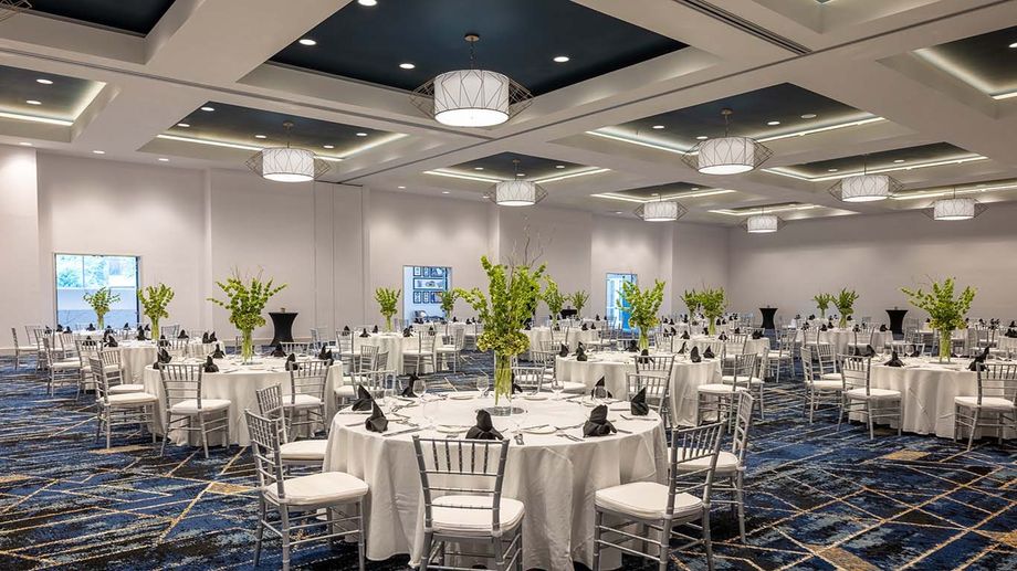 Discover Crowne Plaza for meetings