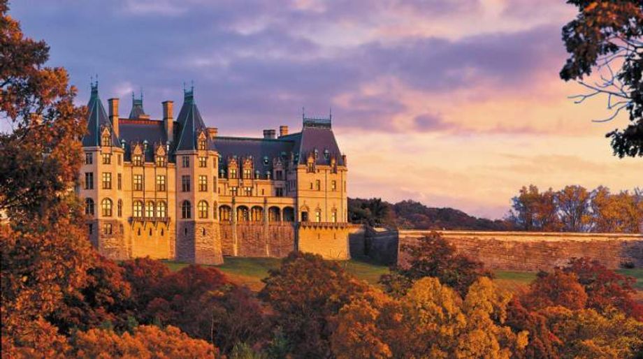 Asheville offers groups a wide range of properties, including iconic locations such as Biltmore.