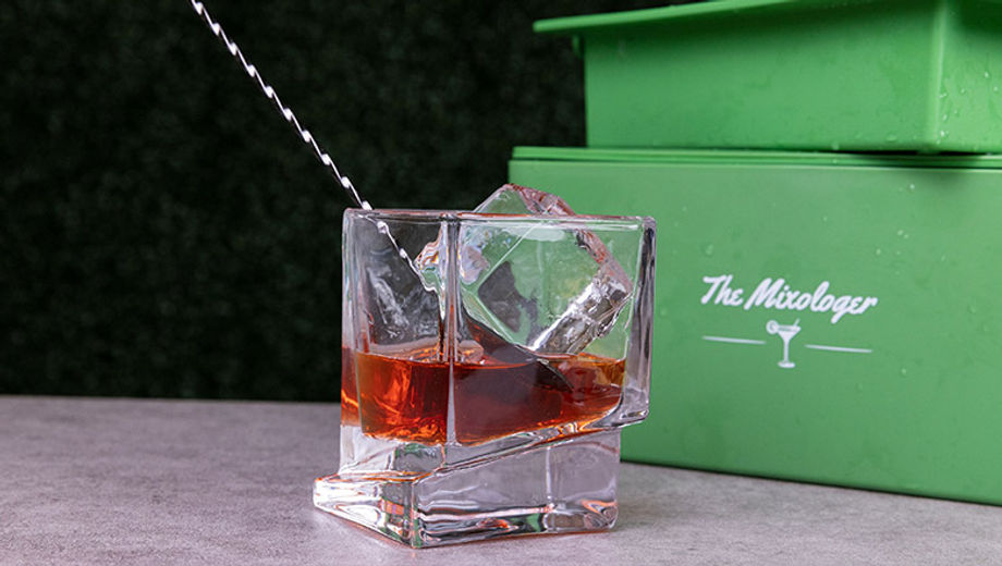 the mixologer drink
