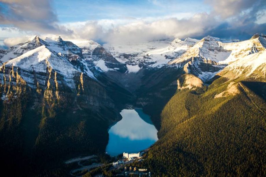 Fairmont Chateau Lake Louise, set in Alberta’s Banff National Park, provides groups with the height of luxury amidst some of nature's most stunning scenery.