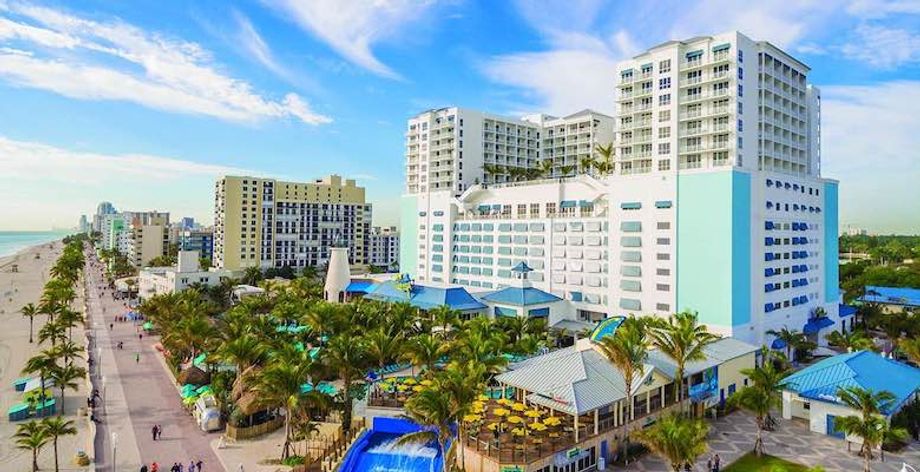 Stellas 2021 Best Hotel Resort 2 Stellas 2021 Best Hotel Resort 2