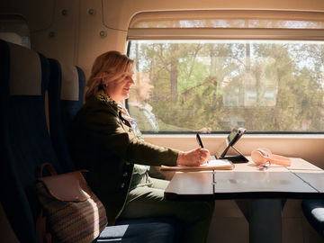 Report: Travelers want AI personalization, not unchecked autonomy