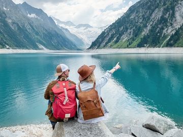 Hot 25 Travel Startups for 2024: Legends