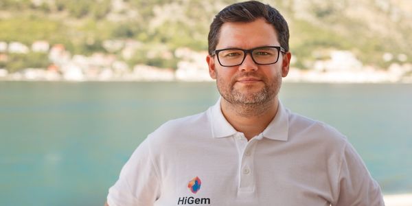 higem-founder