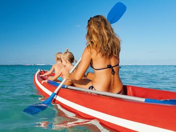 Outlining distribution shifts and trends in tours and activities
