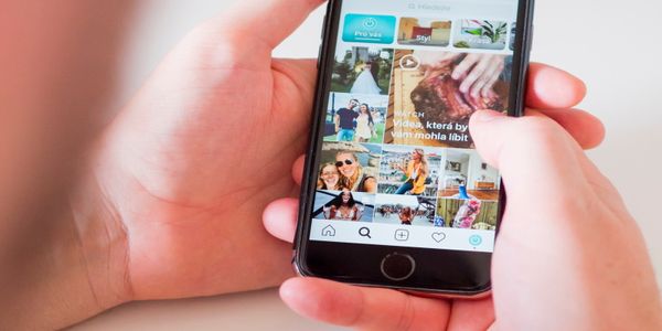 Travel agents give thumbs-up to hiding vanity Instagram likes