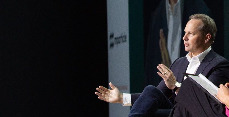 okerstrom-pickerill-resign-expedia-group