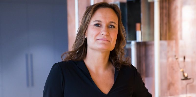 Booking.com CEO Gillian Tans moves aside, Glenn Fogel steps in