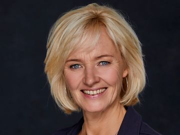  alt="new-reality-nancy-rademaker-nexxworks"  title="new-reality-nancy-rademaker-nexxworks" 
