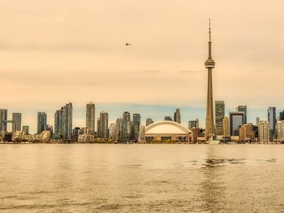 REPORT: COVID-19 Hotel Forecast - Toronto REPORT: COVID-19 Hotel Forecast - Toronto