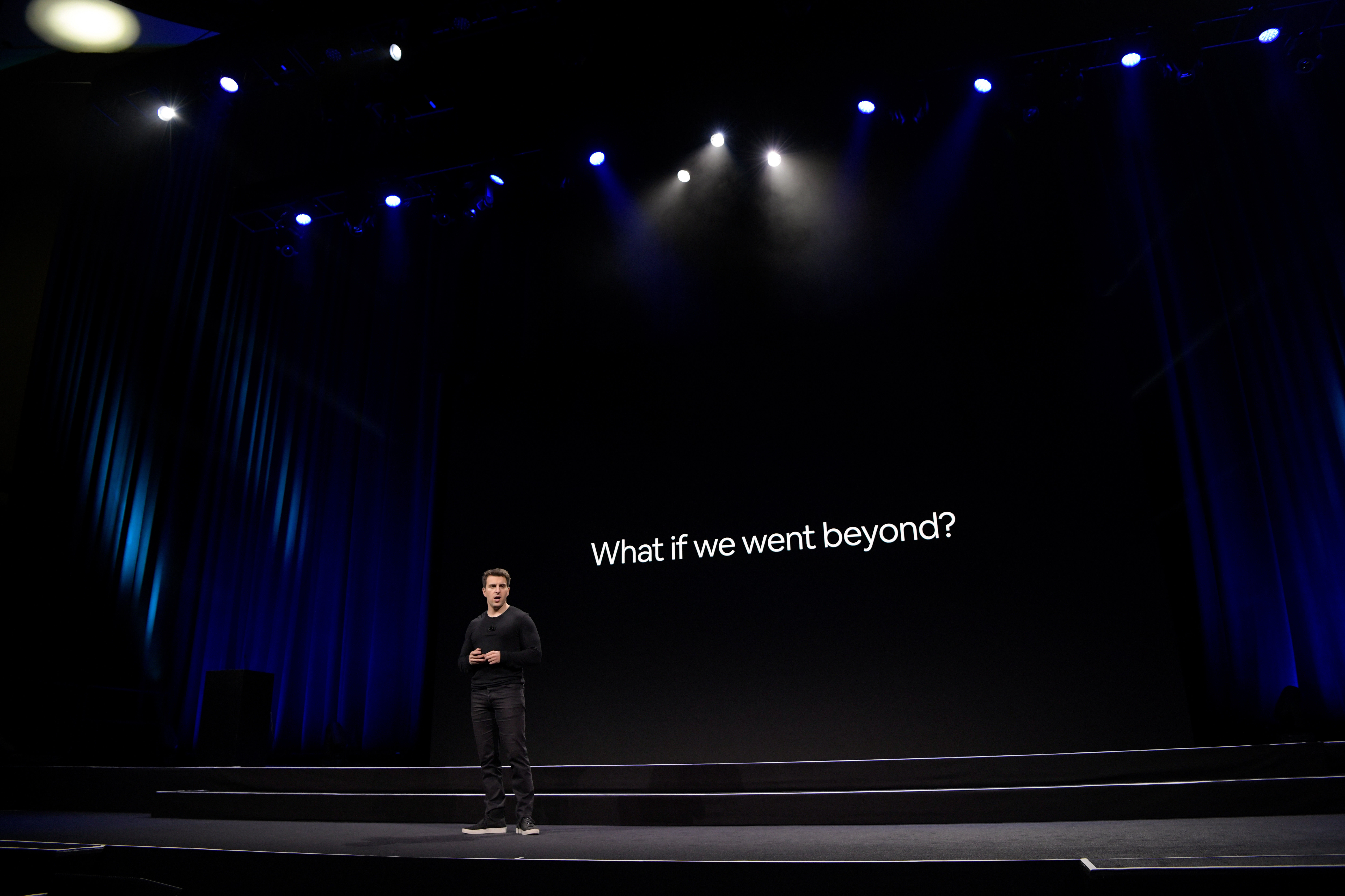 Airbnb apologizes to hosts, dedicates $250M to coronavirus-related cancelations