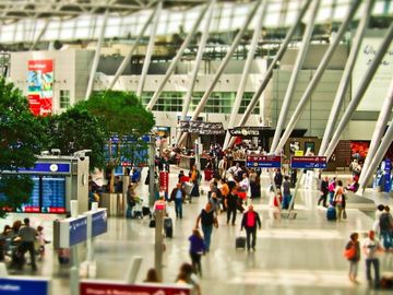 McKinsey: Consumers to travel less in short- and long-term, vaccine vital to flying again McKinsey: Consumers to travel less in short- and long-term, vaccine vital to flying again