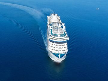 expedia-cruises-event expedia-cruises-event