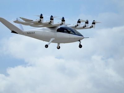 United Airlines orders 100 electric air taxis from Archer