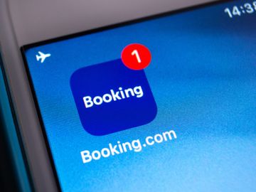  alt='booking-holdings-q4-fy-2021'  Title='booking-holdings-q4-fy-2021' 