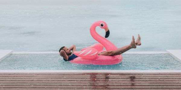 Vrbo partners with WeatherPromise to add weather-guarantee option | PhocusWire