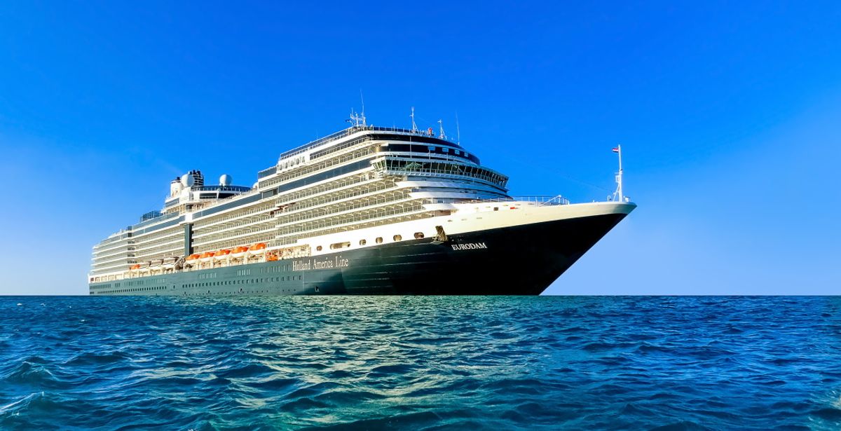 Cruise lines' direct sales keep rising, but travel advisors
are unfazed