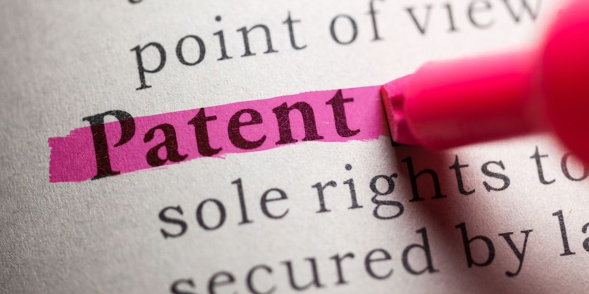 Are airline patents a mark of industry innovation?
