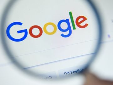  alt="European regulators charge Google with breaching antitrust laws"  title="European regulators charge Google with breaching antitrust laws" 