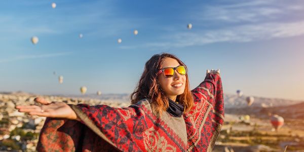 HomeToGo partners with GetYourGuide