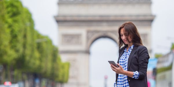 Paris walking phone