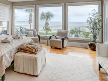 Capital One Travel expands inventory with vacation rentals from AvantStay, Boutiq
