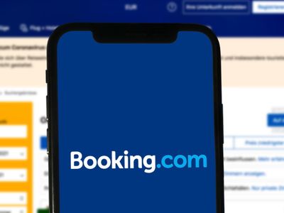 Spanish regulators fine Booking.com €413M