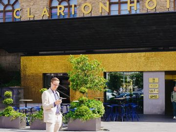 Strawberry becomes first hotel group to enable mobile keys in Google Wallet