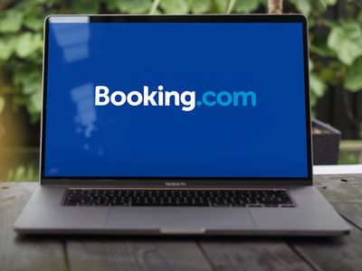 Booking Holdings sees "stable growth," surpasses expectations