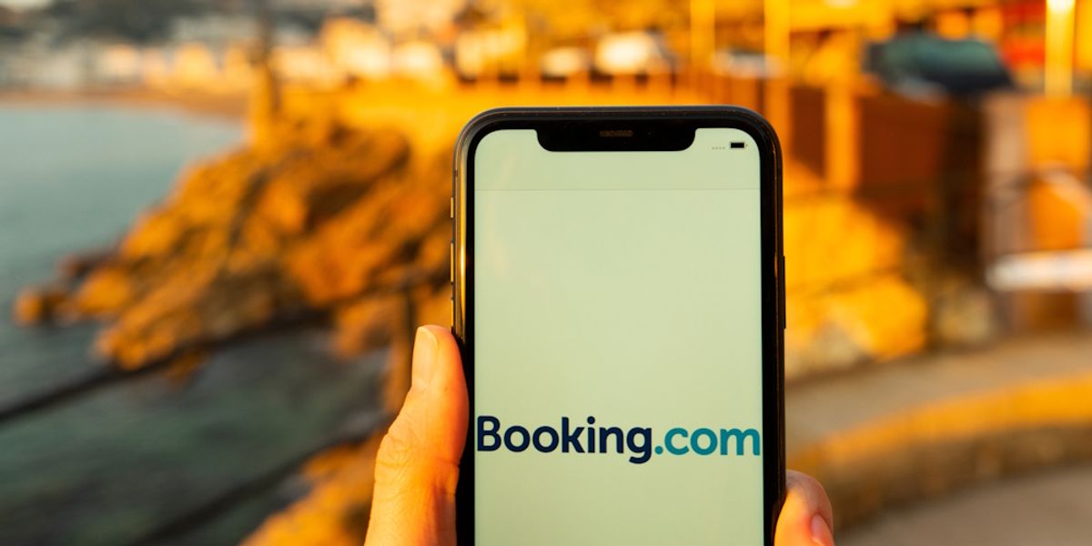 Booking.comは、コンテンツ作成者との多くのパートナーシップを終了します