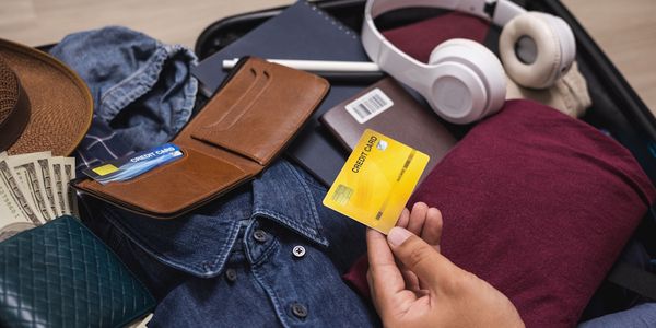 customer-loyalty-banks-airlines