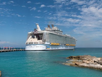 Royal Caribbean CEO opens up on AI use