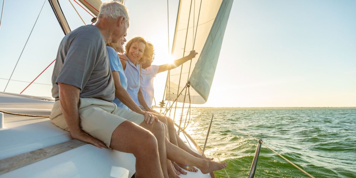 Senior travel trends – adapting to technology and finding community