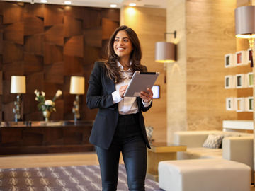 How AI is quietly rewriting hospitality job descriptions